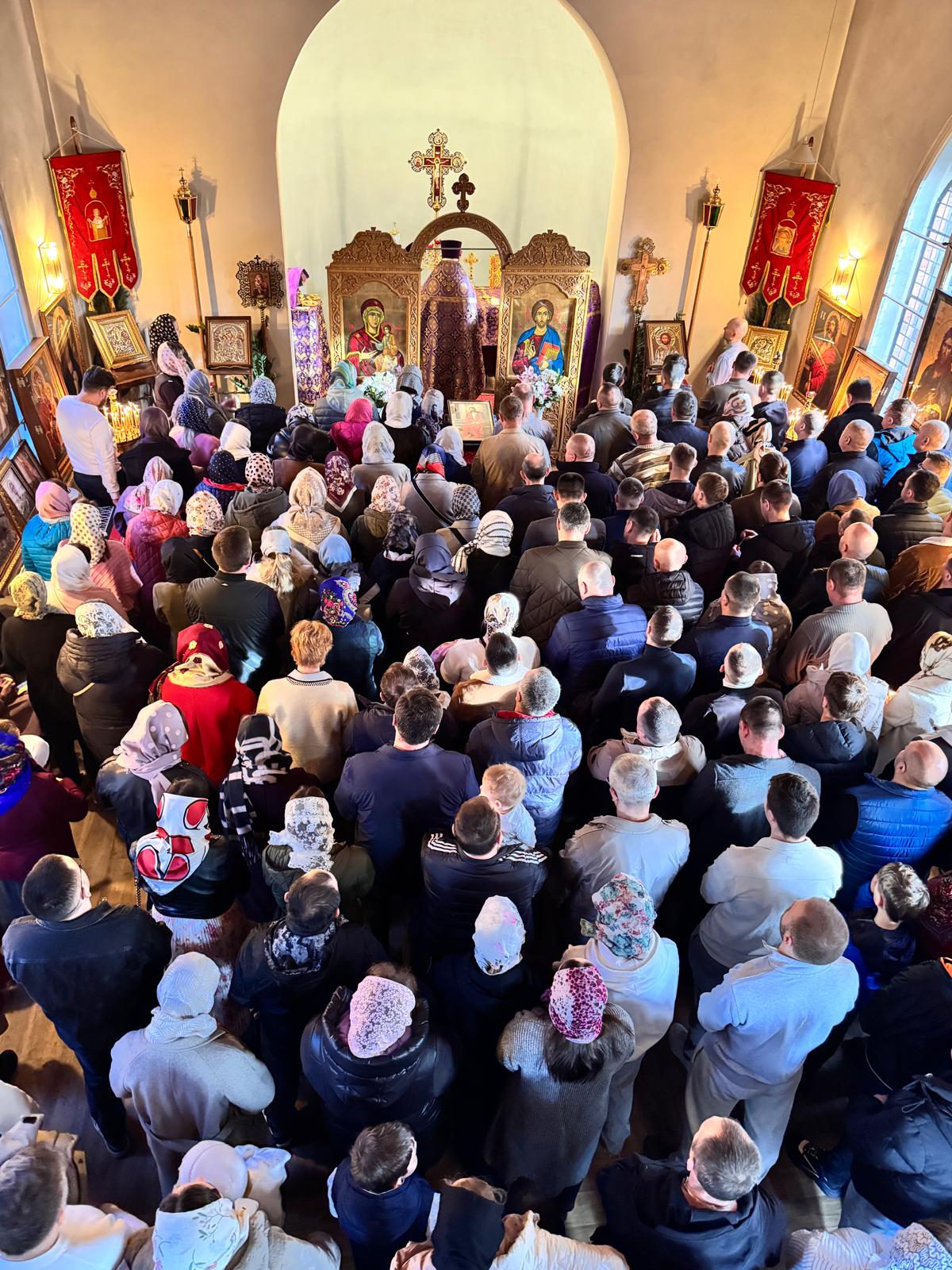 Sfînta şi Dumnezeiasca Liturghie!