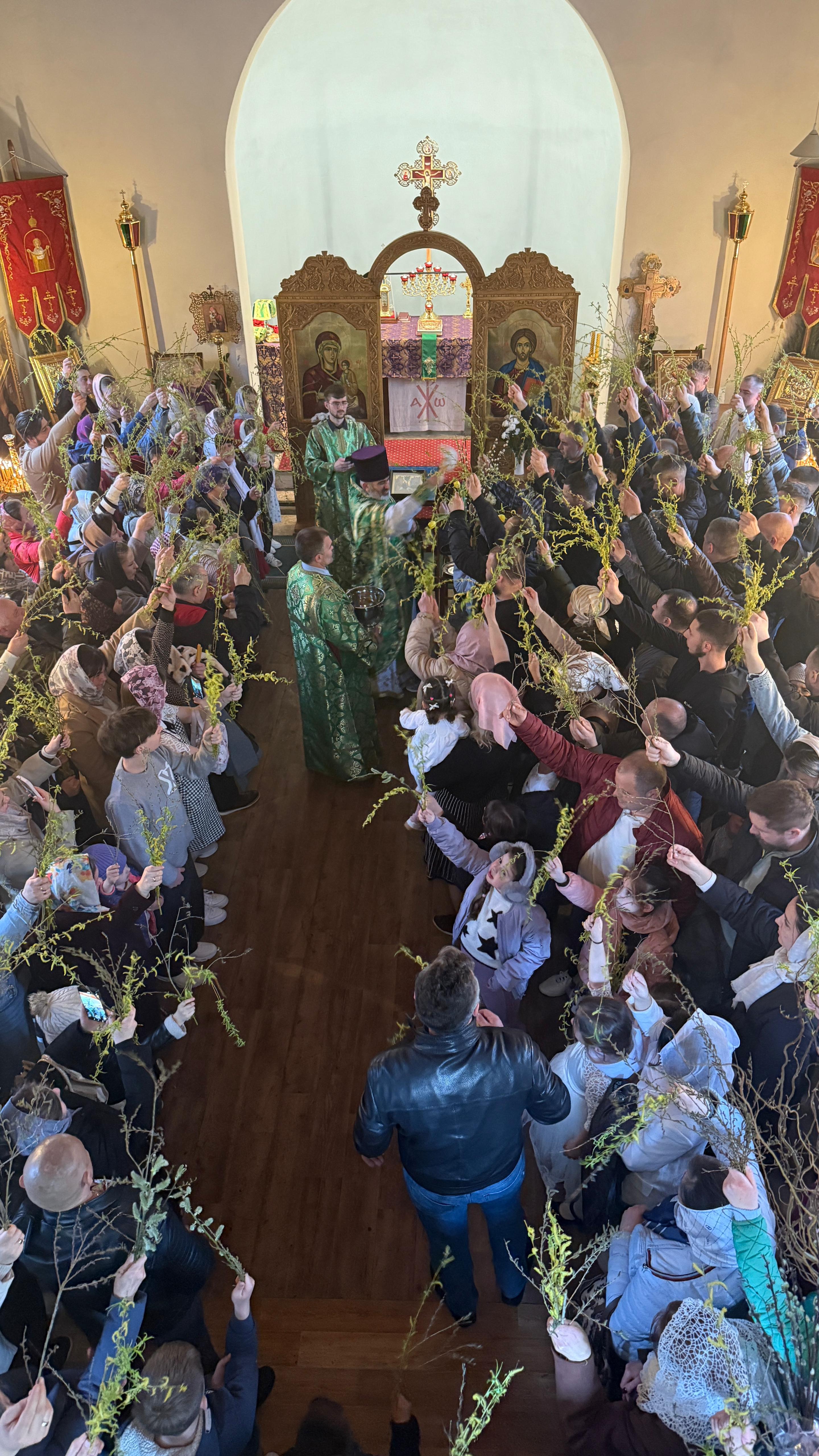 Sfânta și Dumnezeiasca Liturgie!