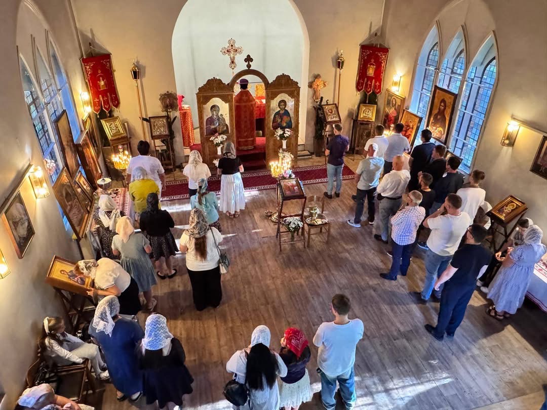Sf.Liturghie! Duminica a 10-a după Cincizecime  Pomenirea Sf.Mare Mucenic Pantelimon.