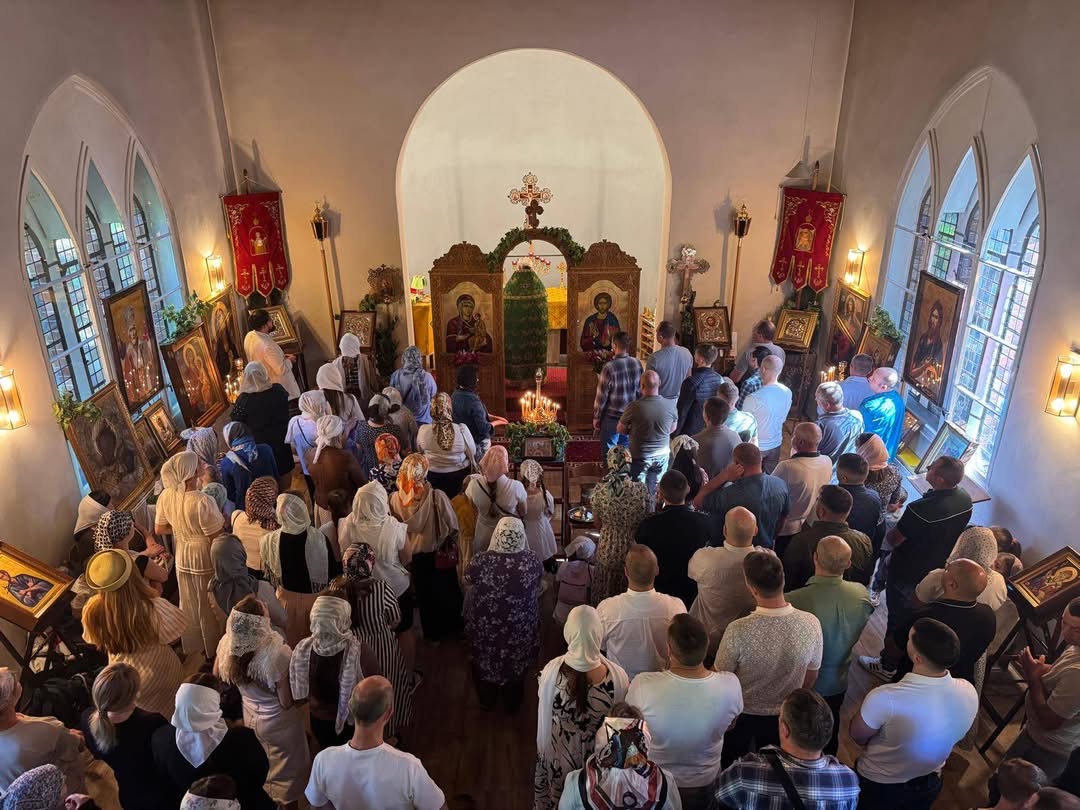 Sfânta Liturghie Duminica a VIII-a după Paști a Sfintei Treimi. Cincizecimea!